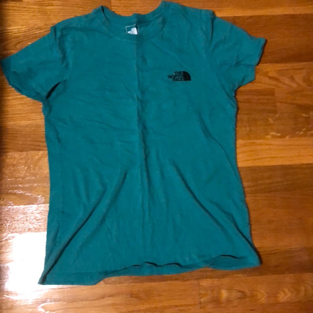 North face women’s small tee.